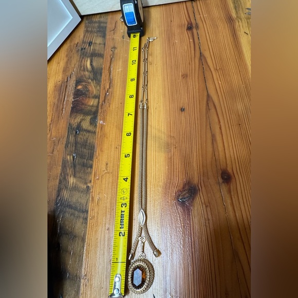 Sarah Coventry Vintage Gold Lariat Necklace with Amber-Tone Oval Pendant - Picture 8 of 8